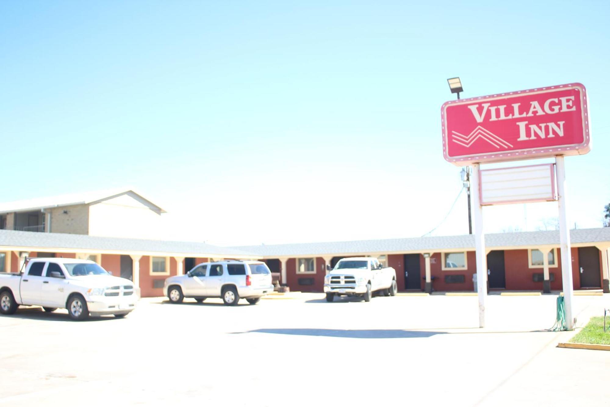 Village Inn Cotulla Buitenkant foto